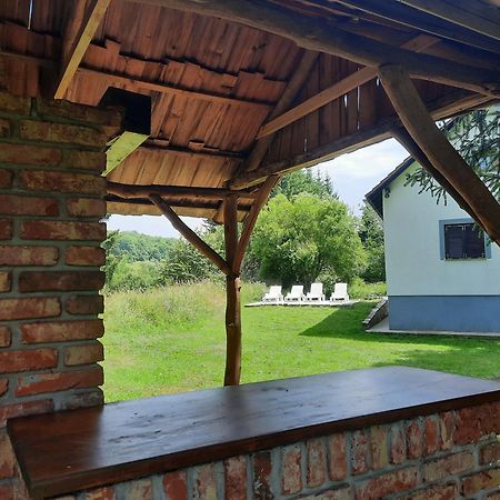 Vacation House Home, Plitvice Lakes National Park พลิตวิชกา เยเซรา ภายนอก รูปภาพ