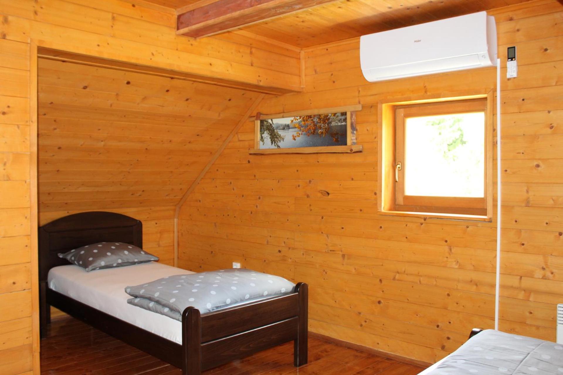 Vacation House Home, Plitvice Lakes National Park พลิตวิชกา เยเซรา ภายนอก รูปภาพ