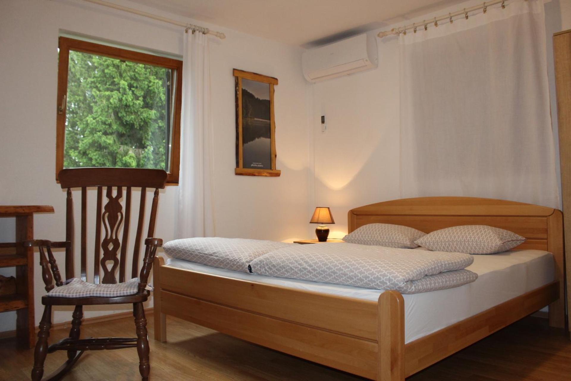 Vacation House Home, Plitvice Lakes National Park พลิตวิชกา เยเซรา ภายนอก รูปภาพ