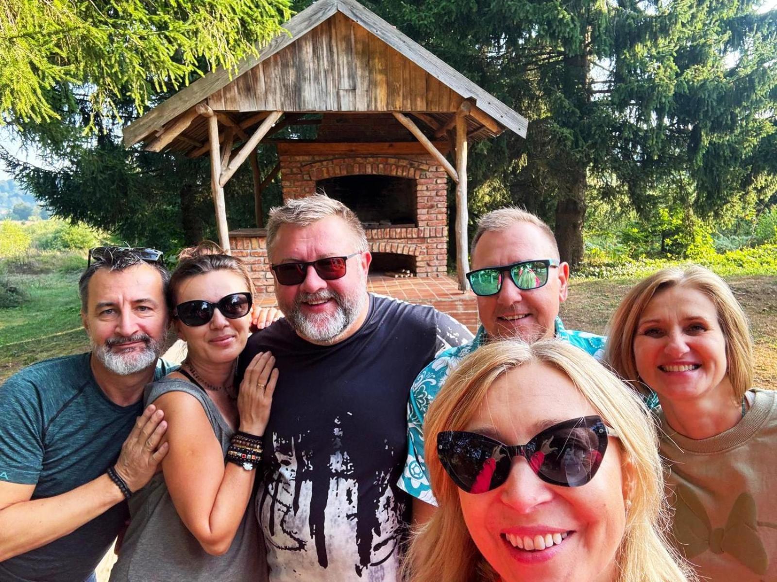 Vacation House Home, Plitvice Lakes National Park พลิตวิชกา เยเซรา ภายนอก รูปภาพ